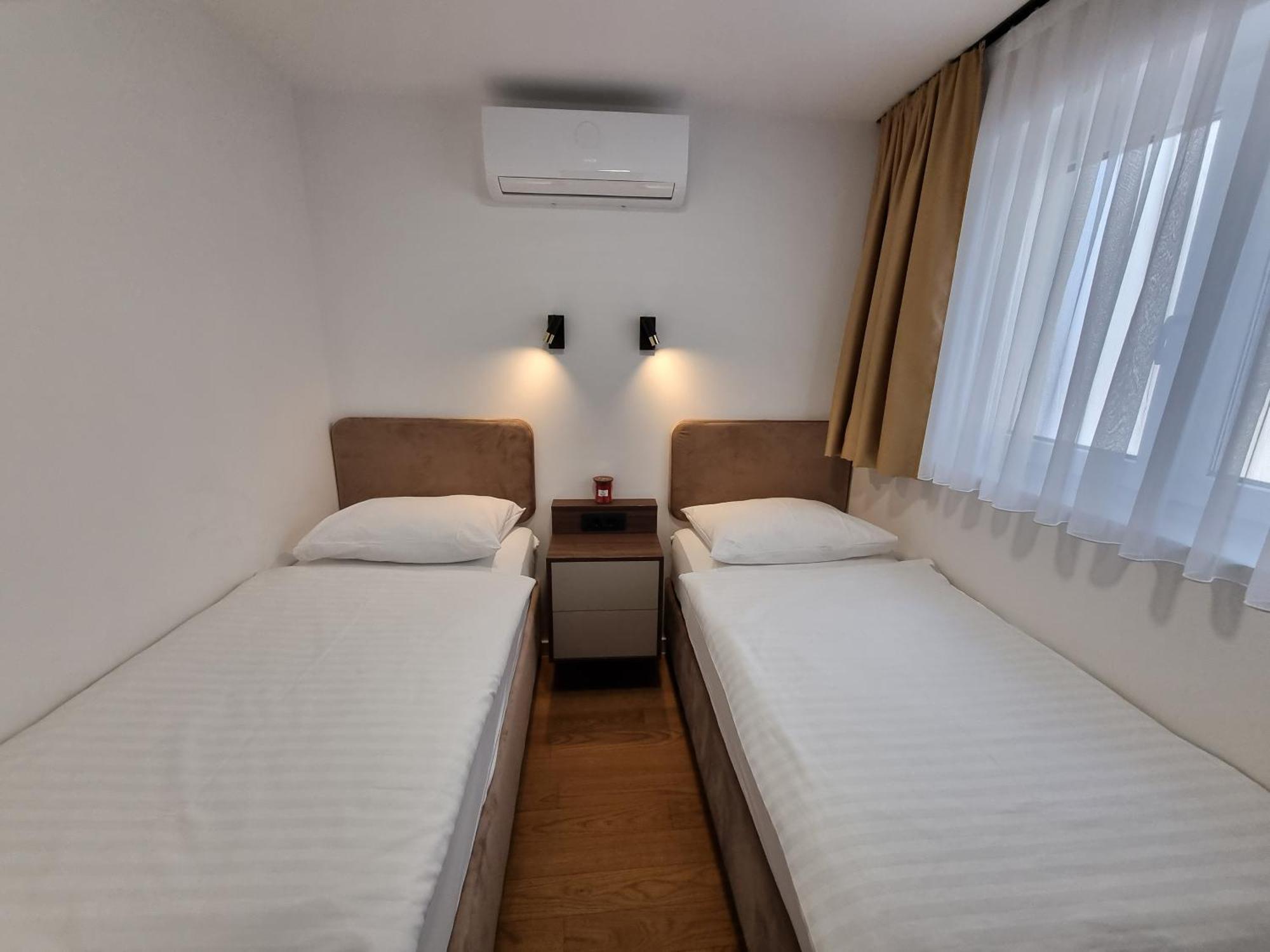 Appartement Osijek Luxury Center - Self Check In, Free Private Parking, Ulica Ivana Gundulica 82 Extérieur photo